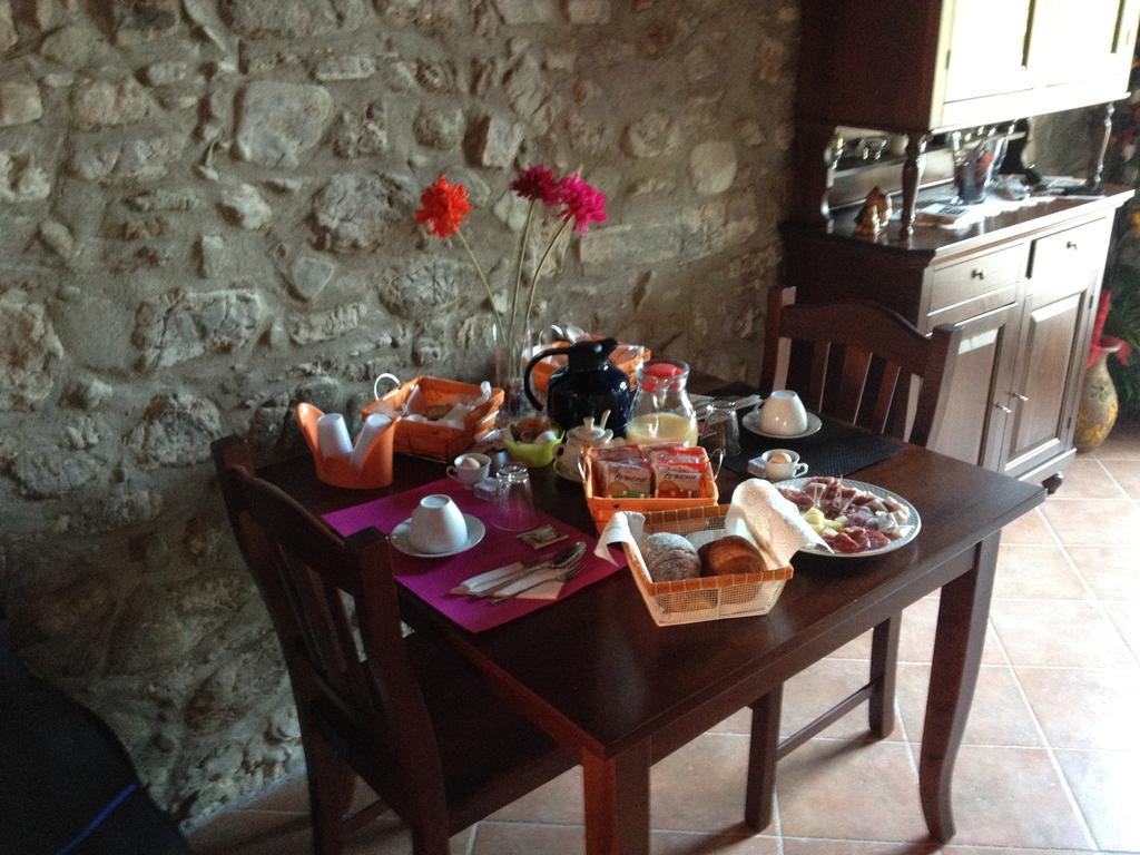 B&B Panta Rei Cicerale Bagian luar foto